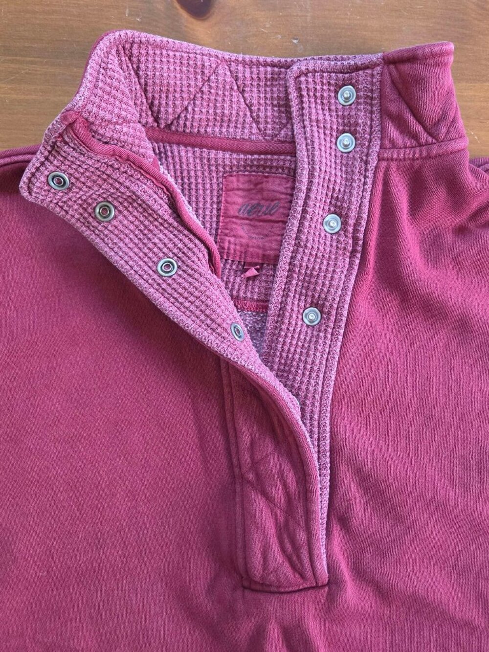 Aerie Getaway Quarter Snap Sweatshirt Cherry Tart Red Medium - Picture 7 of 8